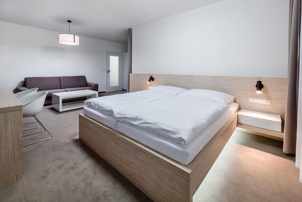 Hotel Morava Otrokovice Værelse billede